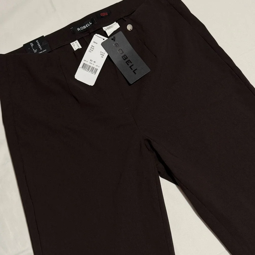 Robell Marie Slim Fit Trousers Brown Pull On Stretch Pants Womens Size US 10 NEW